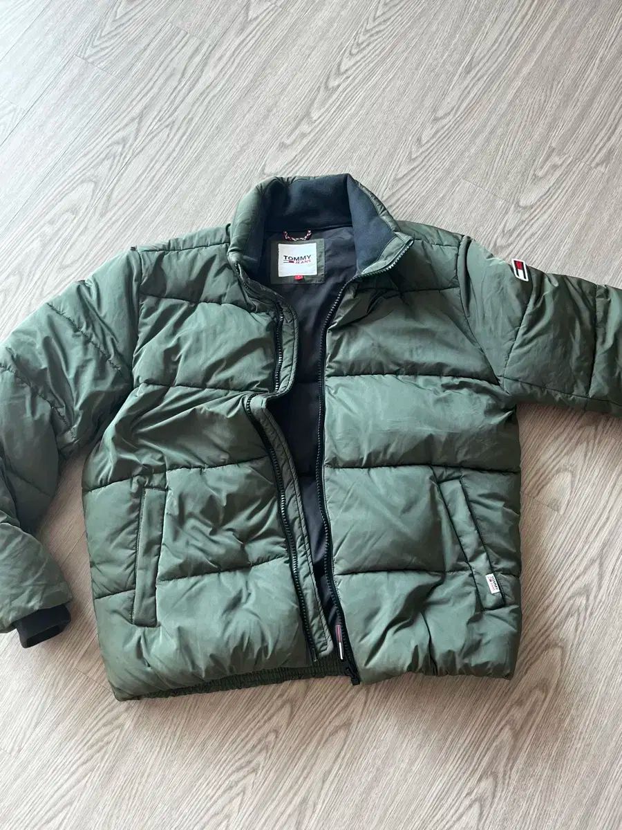 トミーヒルフィガー スクール