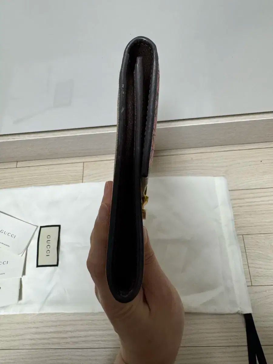 グッチ ミニクラッチ