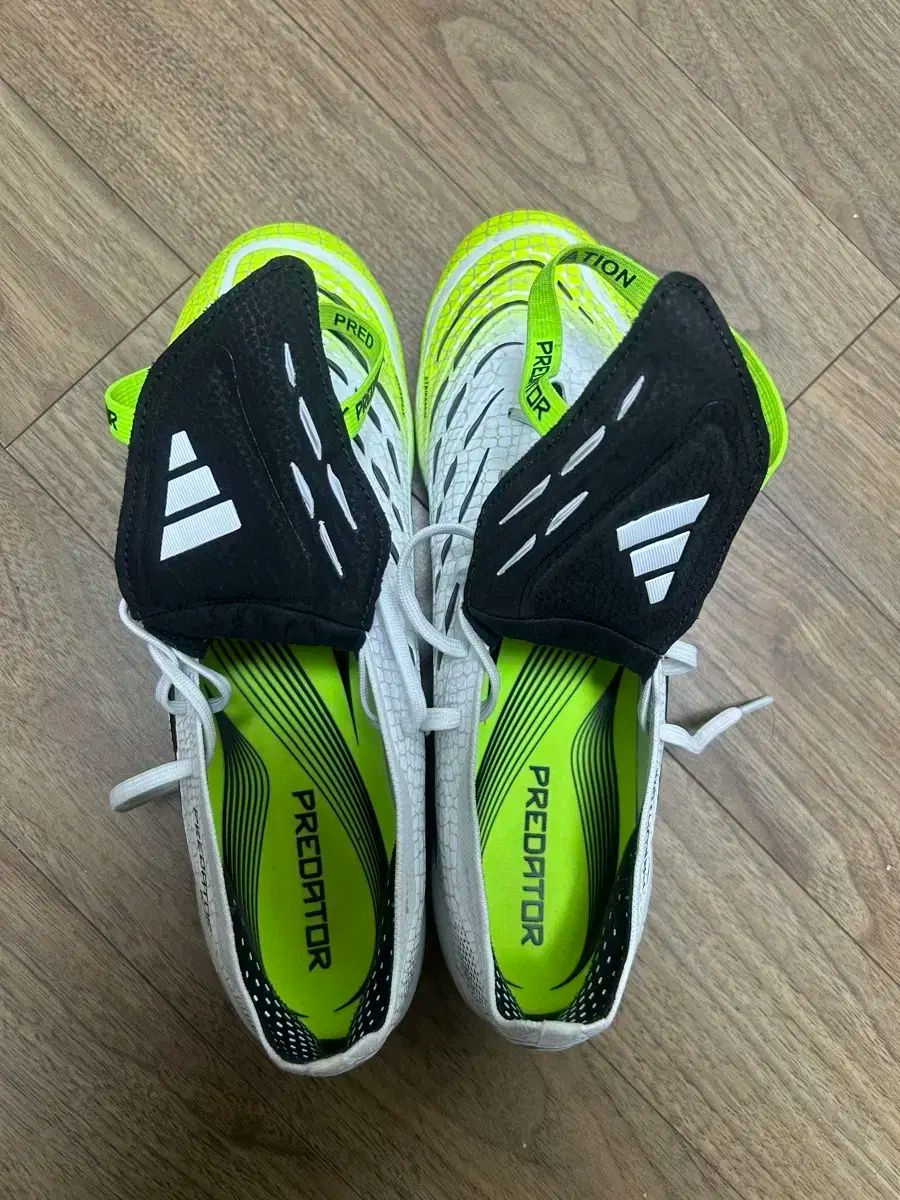 アディダス プレデター エリート FT AG 280