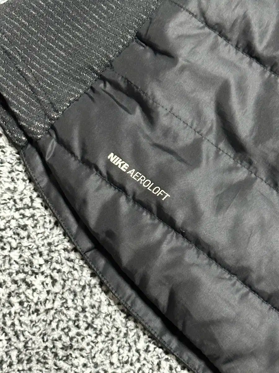 ナイキ エアロロフト