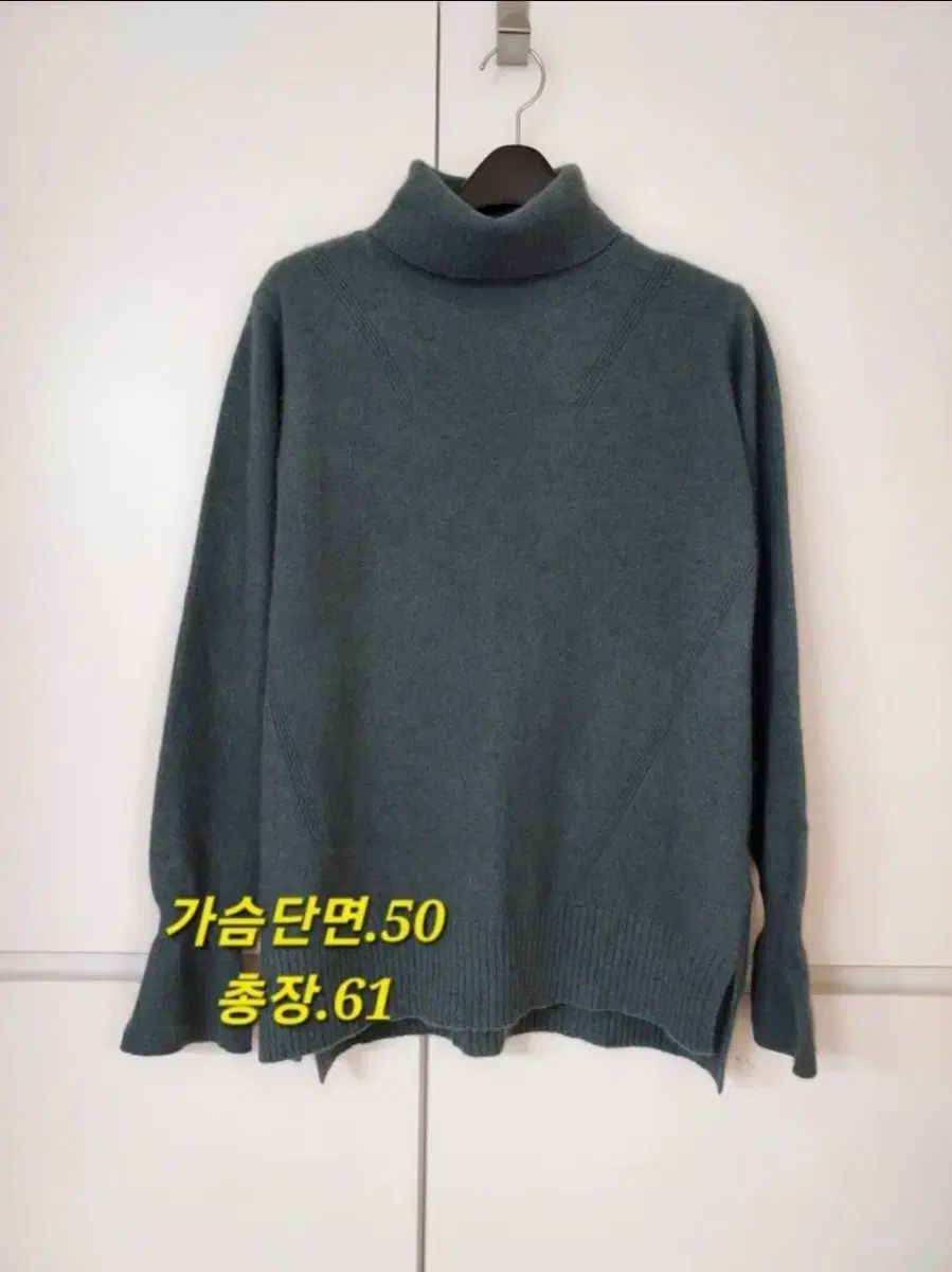 SON JUNG WAN ウール ニットブラウス 55サイズ 77サイズ 細身 まで ほぼ