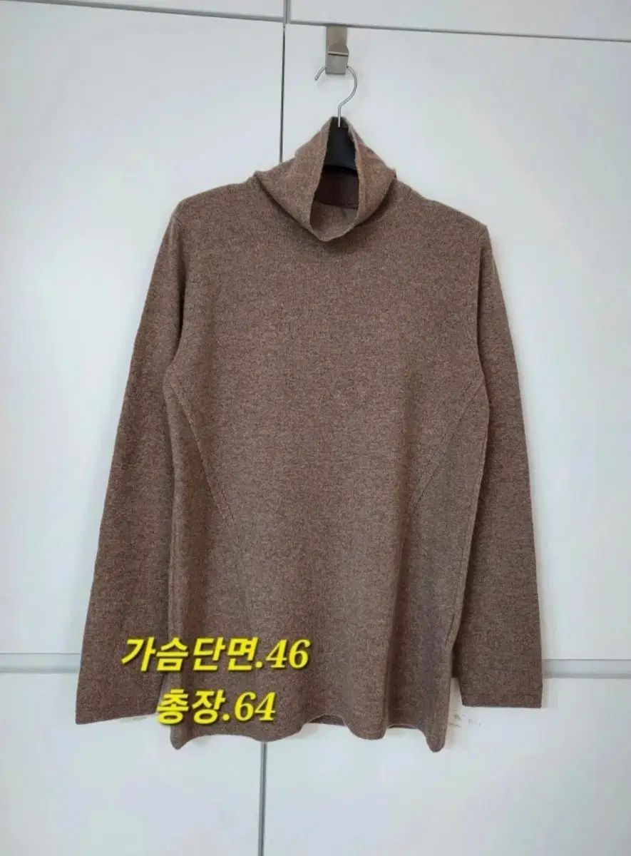 タハリ カシミア ウール ニットブラウス 55 66まで モカ色 ほぼ