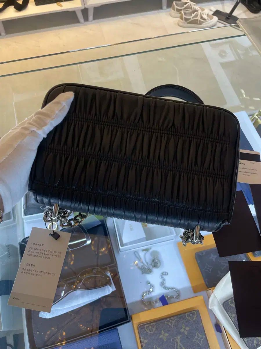 PRADA プラダ ゴーフレ チェーン バッグ