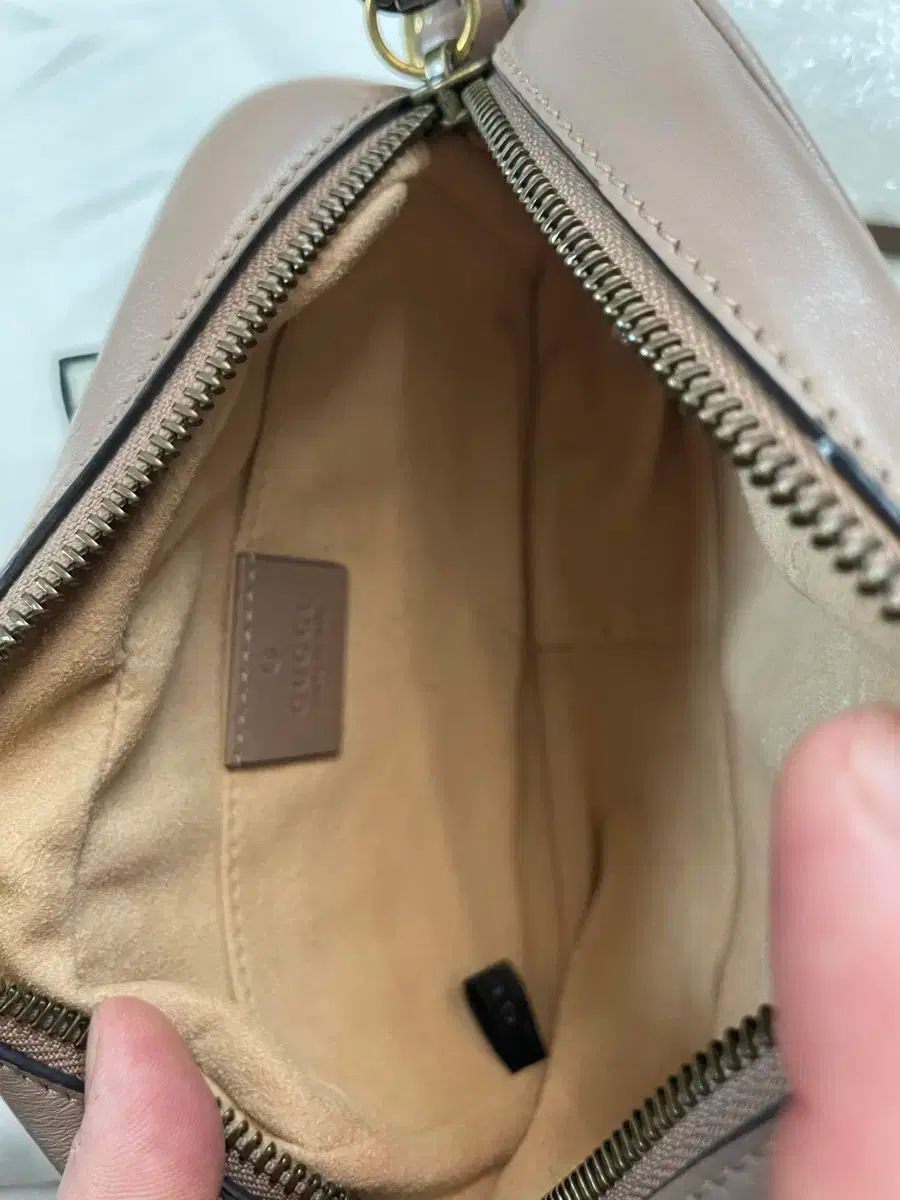 良品 グッチ マーモント ミニ クロスバック ベージュ 欲しいモノを一括サーチ。