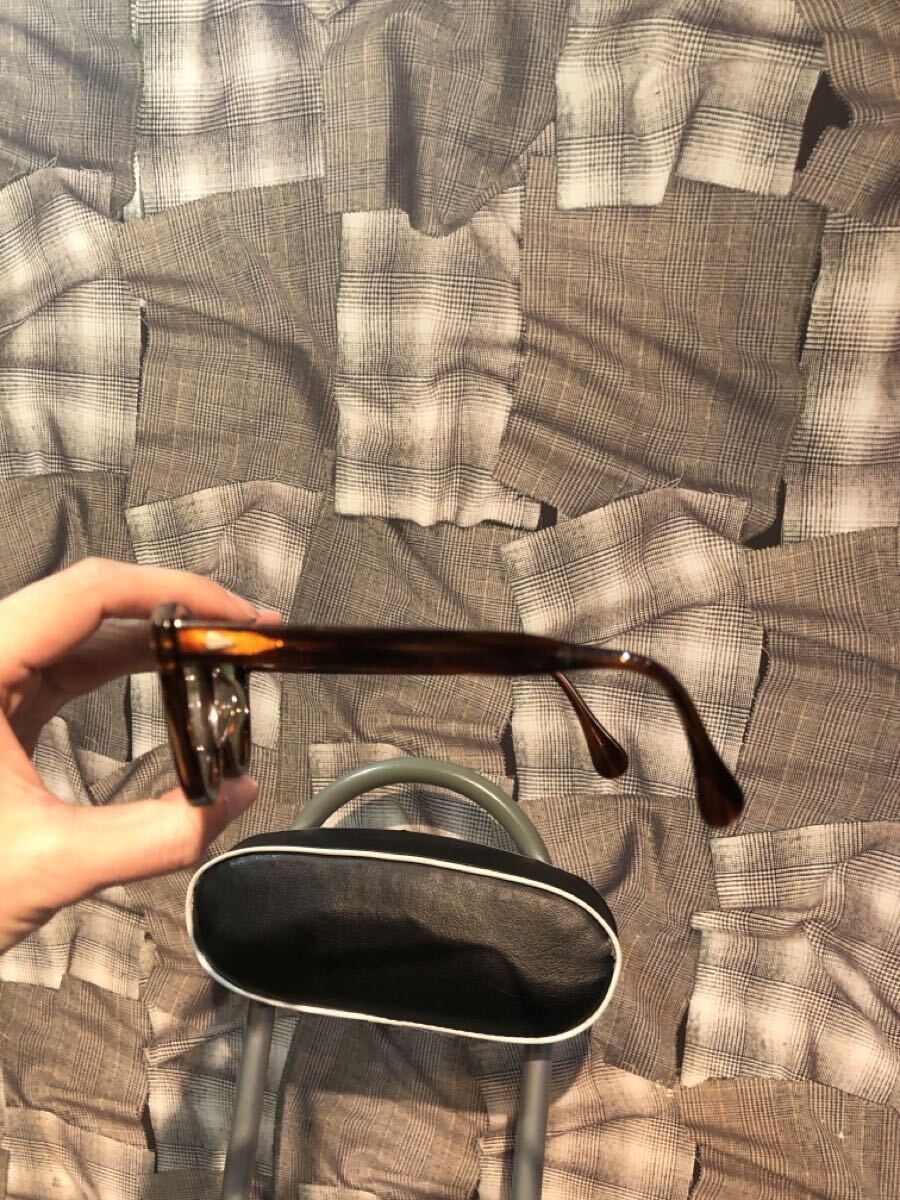 オプティカル ポーカーフェイス