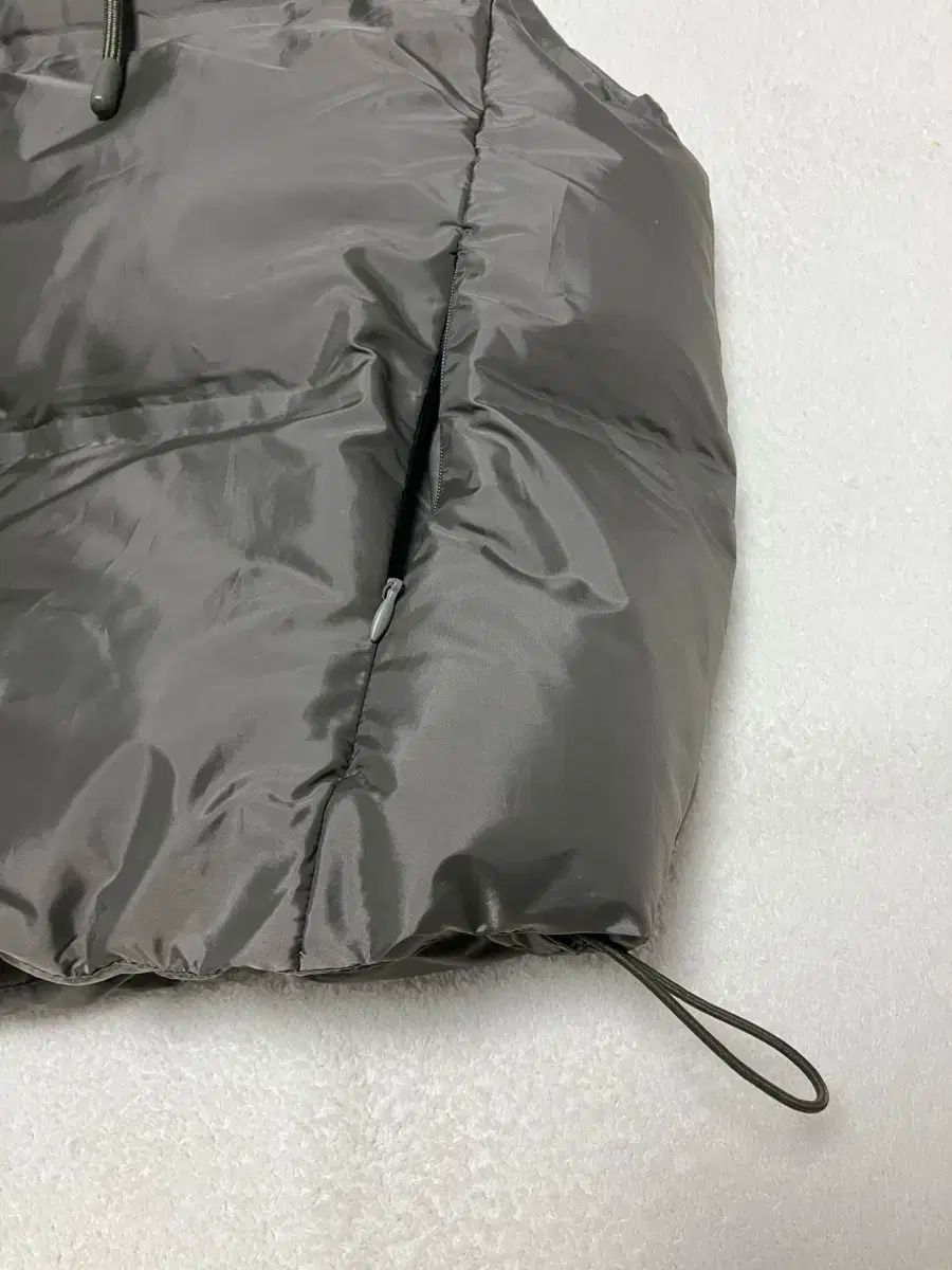  ザラ カーキ WHO ダウン ベスト s ベスト ジレ ベスト ジレ ビスチェ