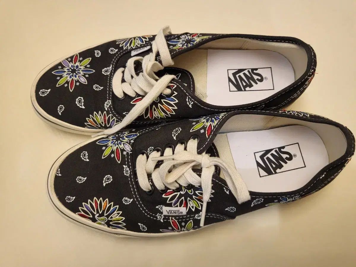 アセンティック フラワー