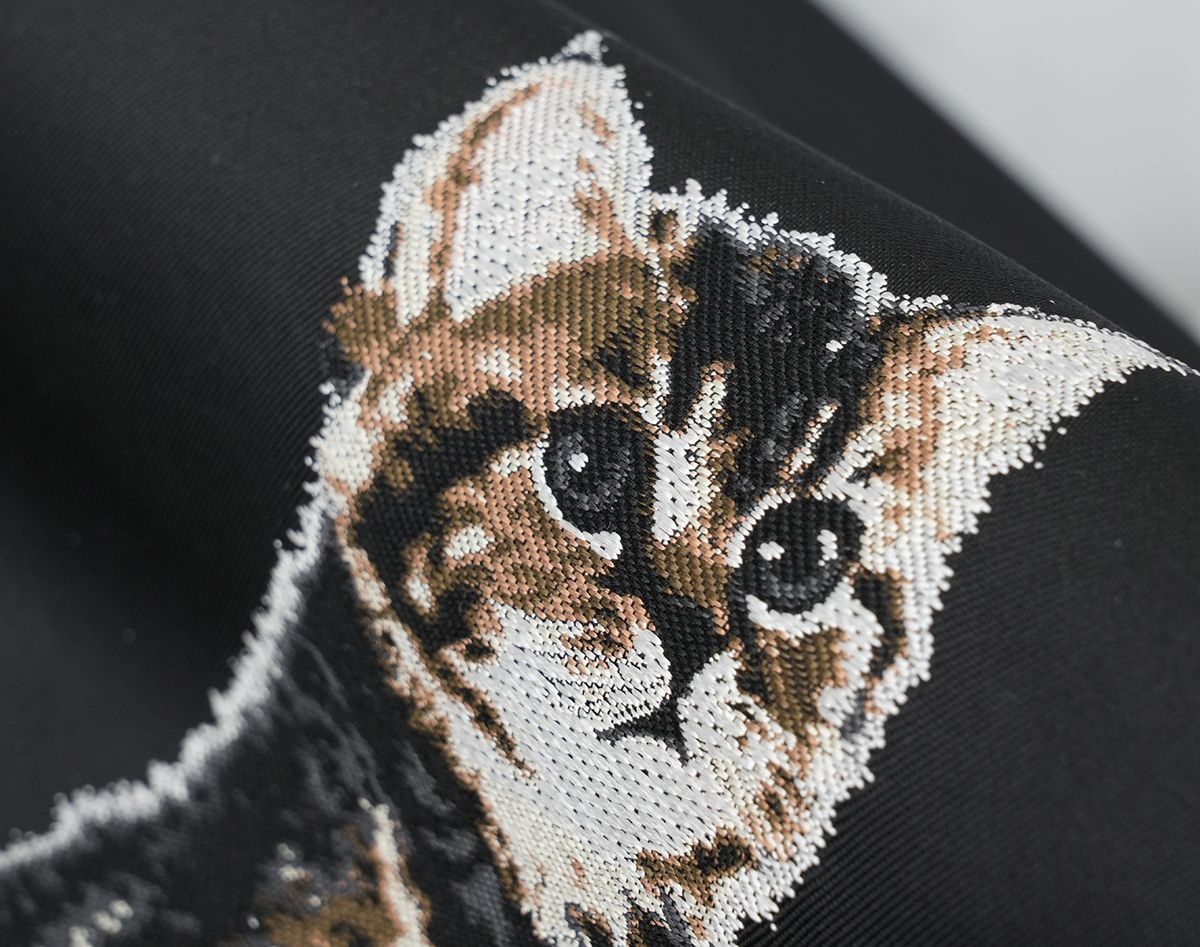 新品未仕立 西陣織 九寸 名古屋帯 黒地 リアル猫 黒地 仕立代込み