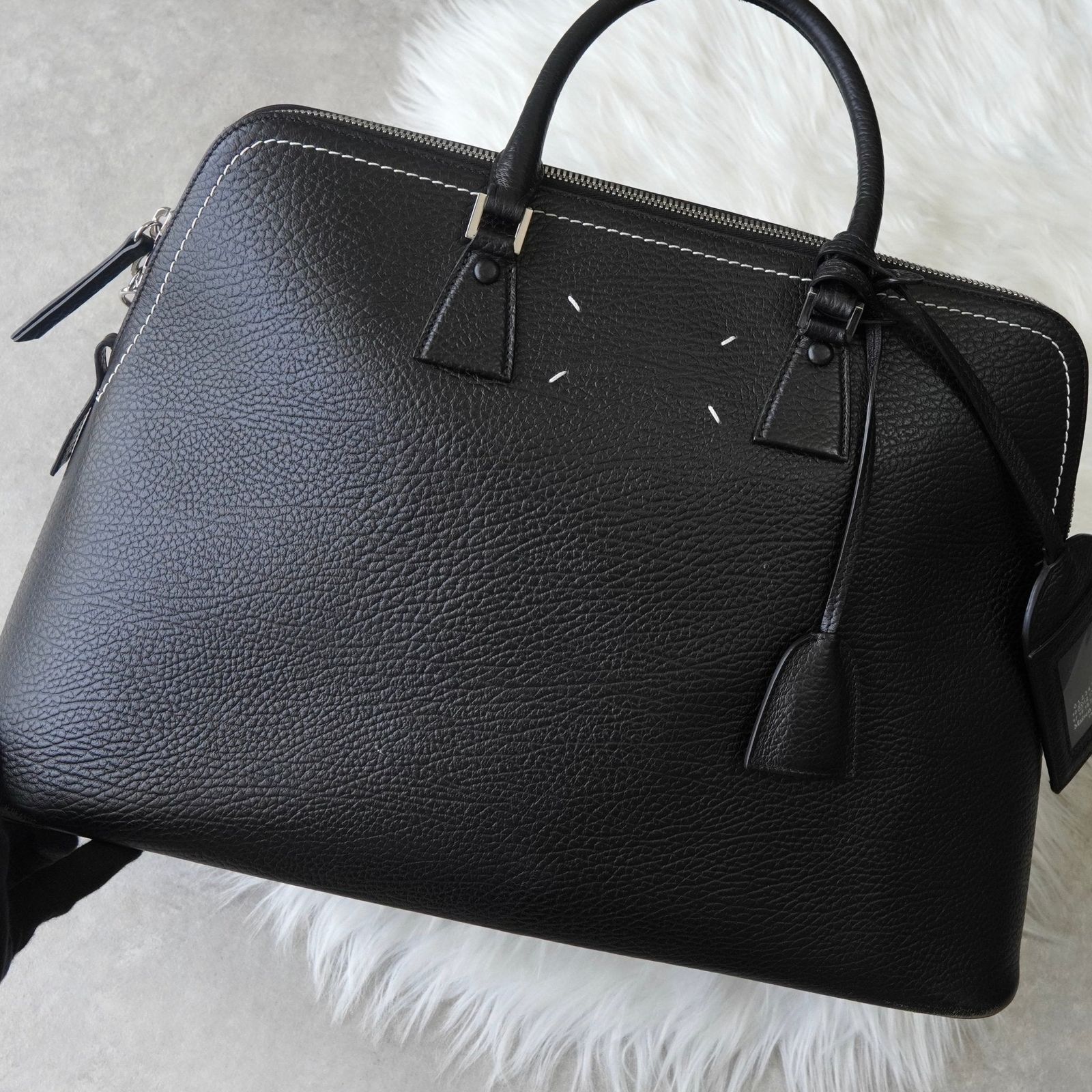 超美品 メゾンマルジェラ 5ACバッグ マルジェラ　XL ブラック 5AC Classique large | Maison Margiela(メゾン マルジェラ) / バッグ