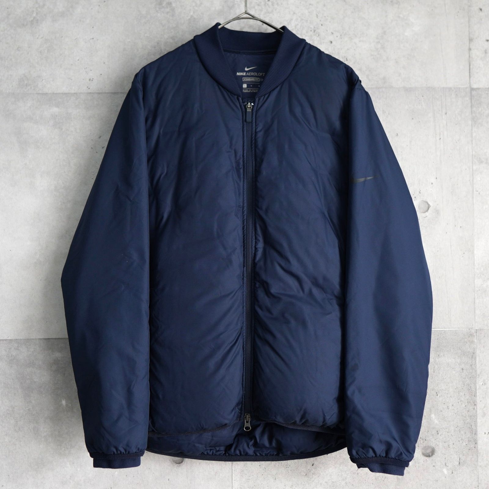ナイキ エアロロフト 中綿ブルゾン ロゴ ネイビー - メルカリ