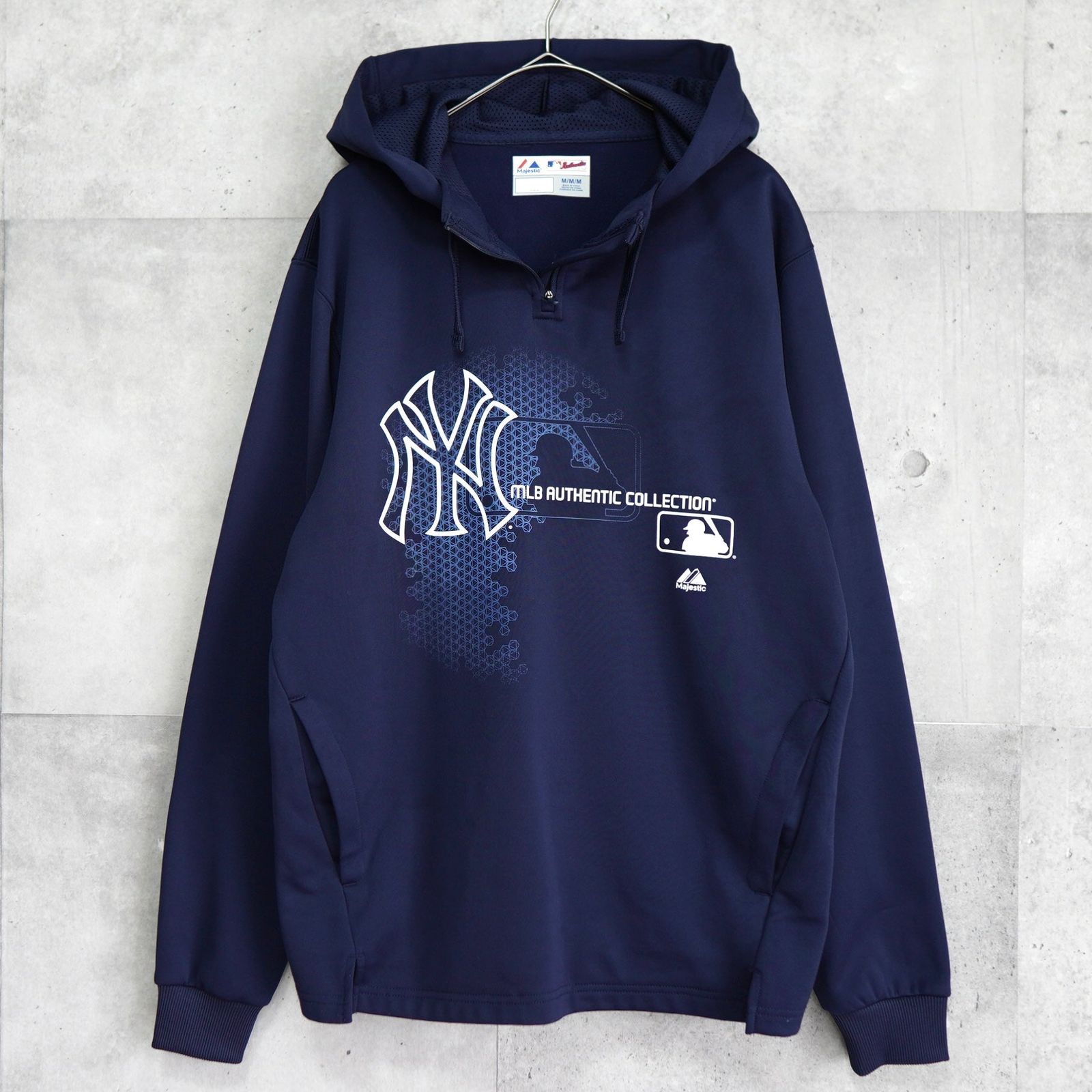 MLB エムエルビー ニューヨーク ヤンキース ハーフジップ パーカー