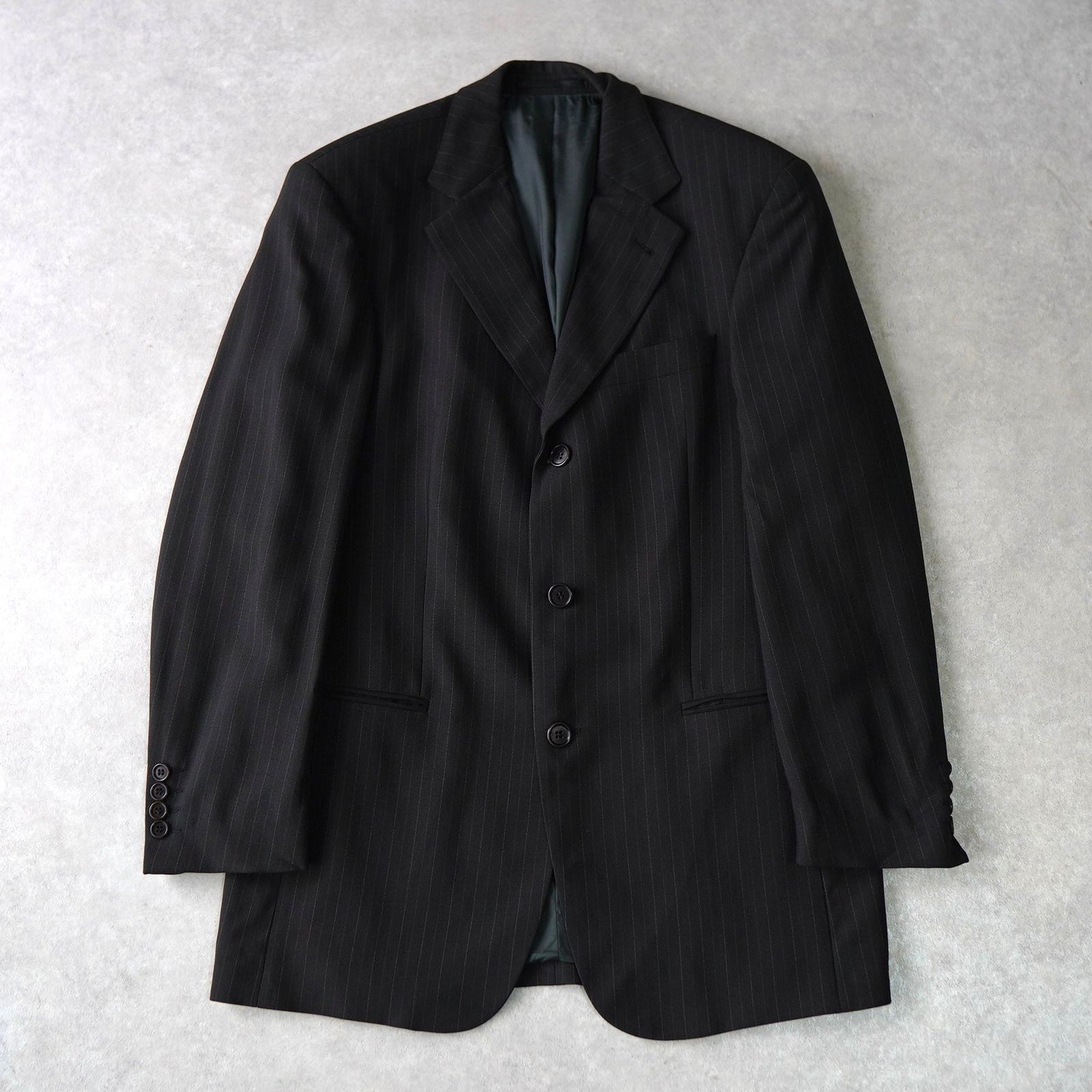 ヒューゴボス 3B シングル テーラードジャケット 総裏地 ストライプ柄 ブラック