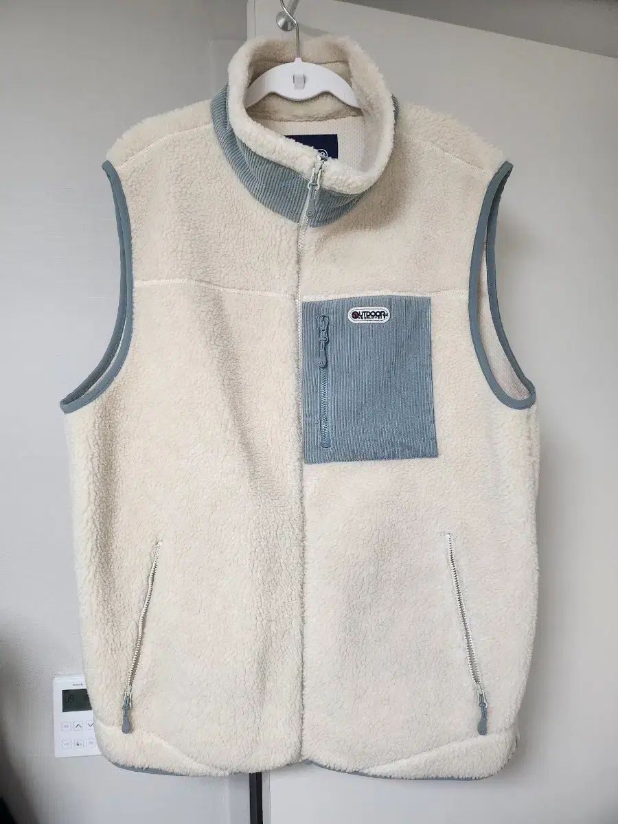 アウトドア プロダクツ マウナ シェルパ ベスト