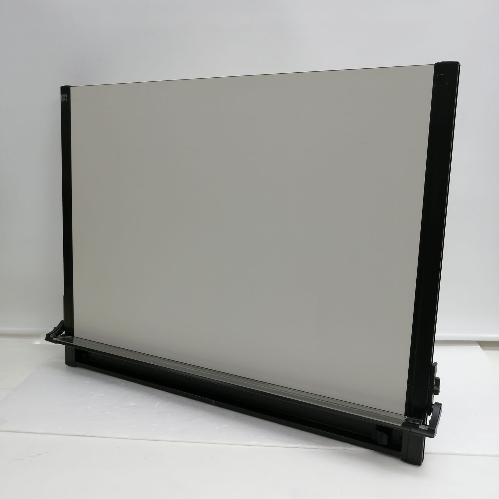 動作品 武藤工業 ライナーボード UT-06