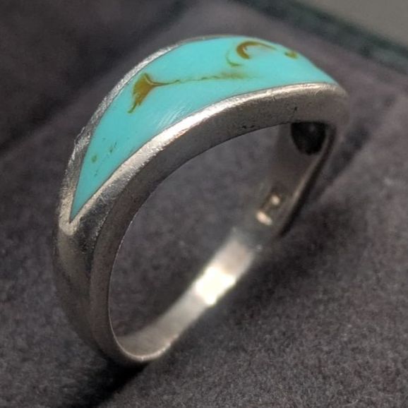 スターリングシルバー925 ターコイズカラー ウェーブデザイン レジン