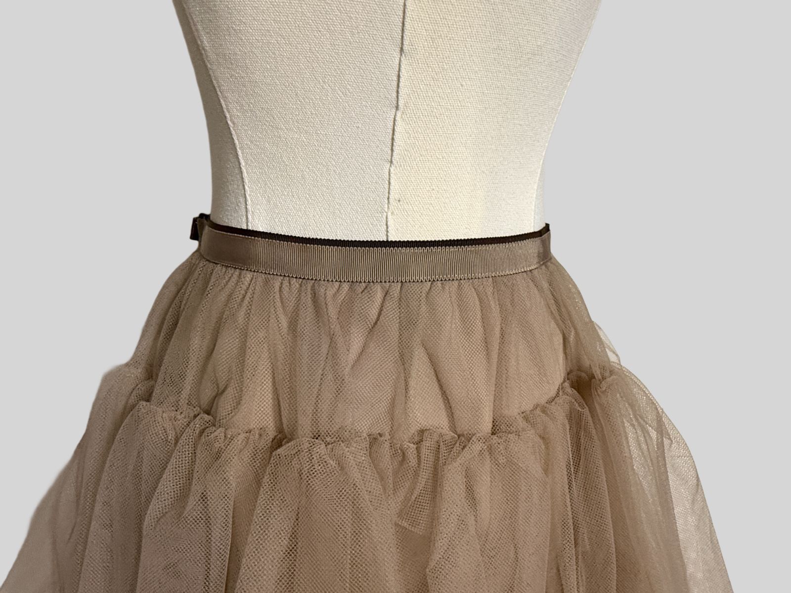 新品同様FOXEY/フォクシーニューヨーク チュールスカート チュチュ