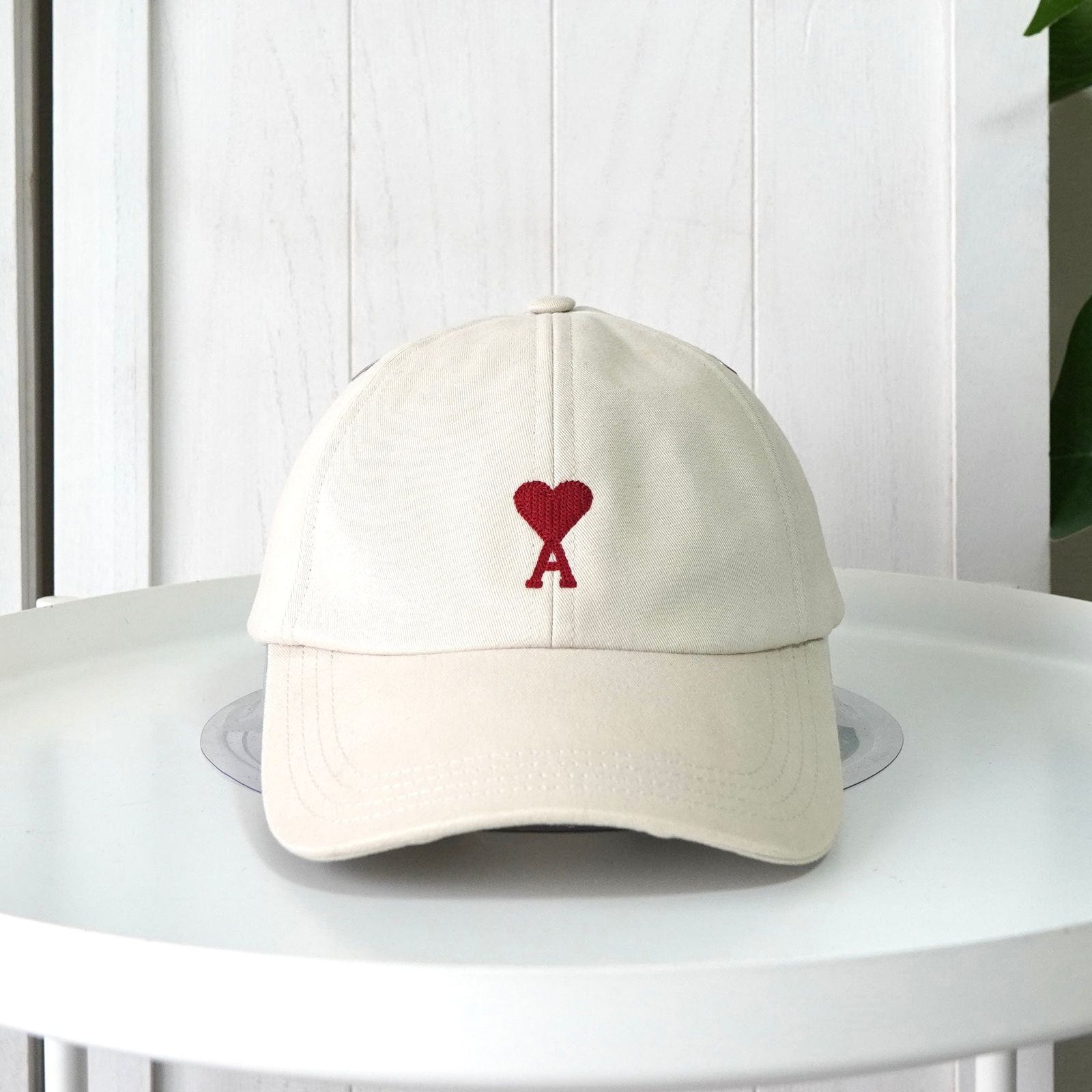 アミパリ アミ パリス ハートロゴ キャップ アイボリー - メルカリ