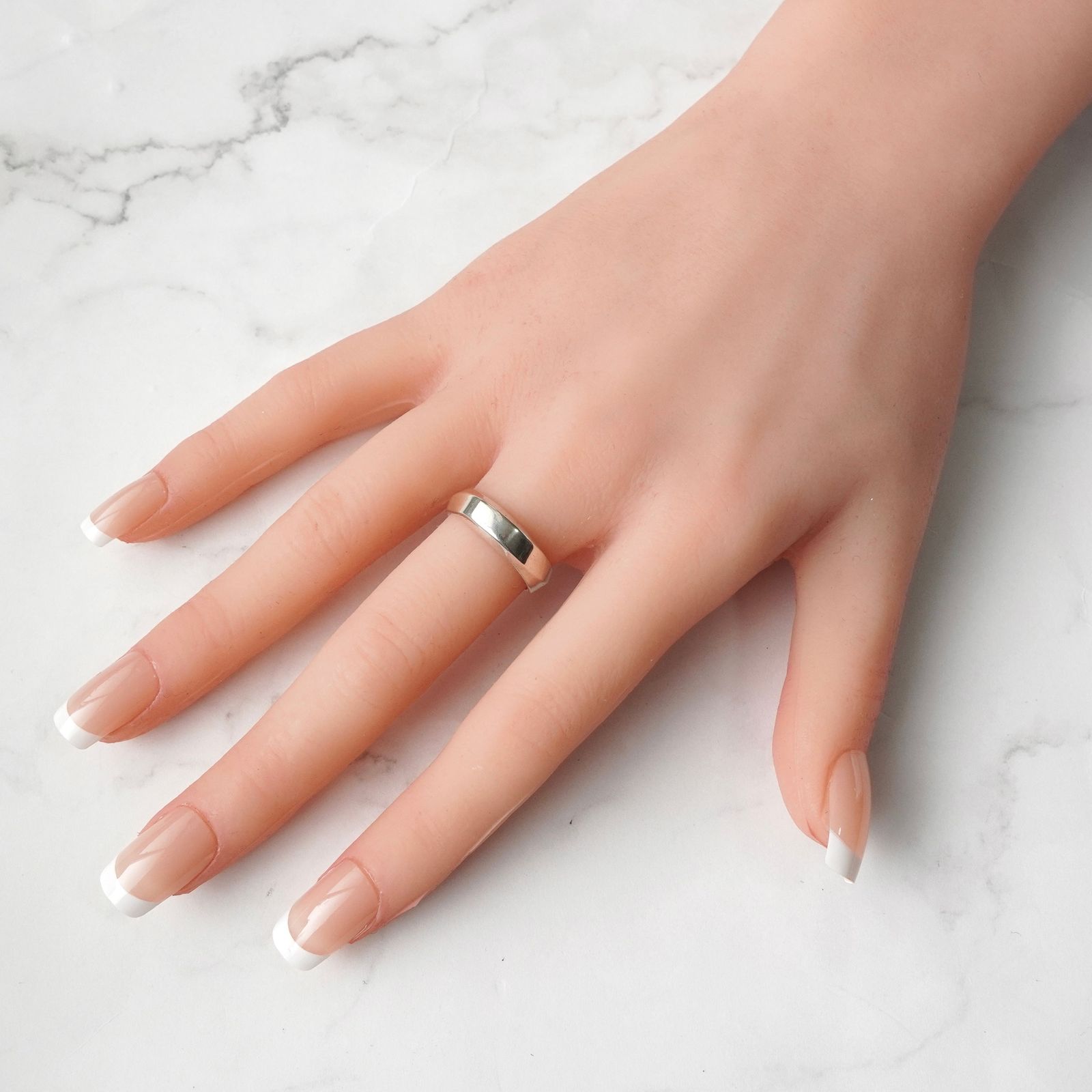 極美品◎ティファニー ナイフエッジ リング シルバー925 12号 BlackFriday限定割引30％オフ】ティファニー ナイフエッジ リング