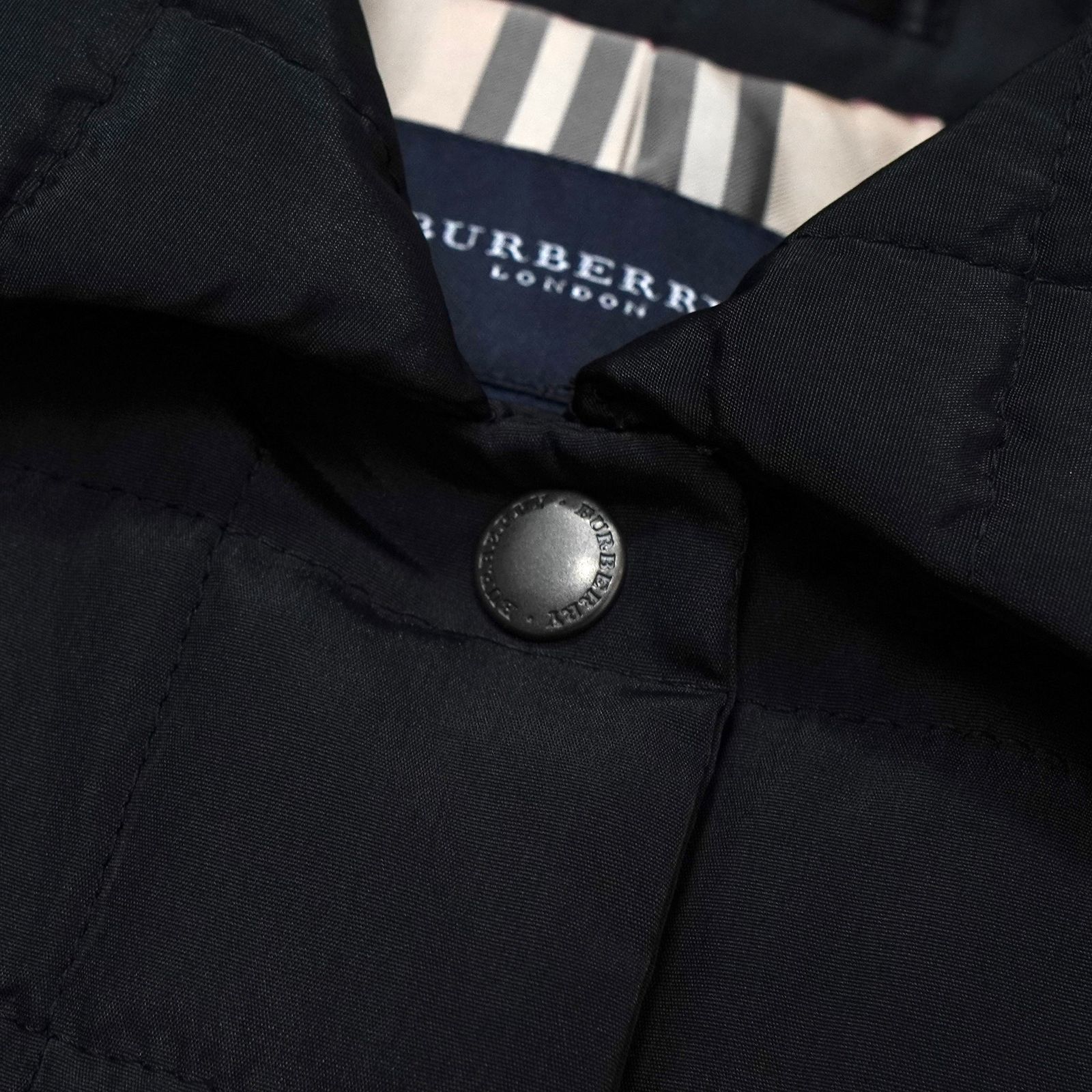 バーバリー ノバチェック裏地