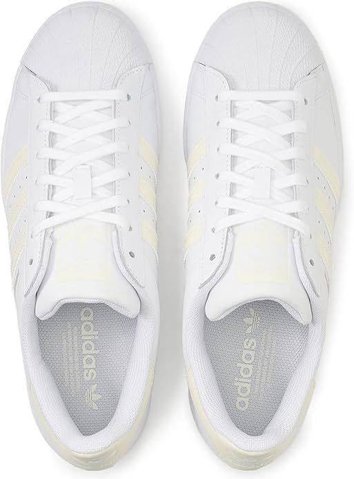 フットウェアホワイト