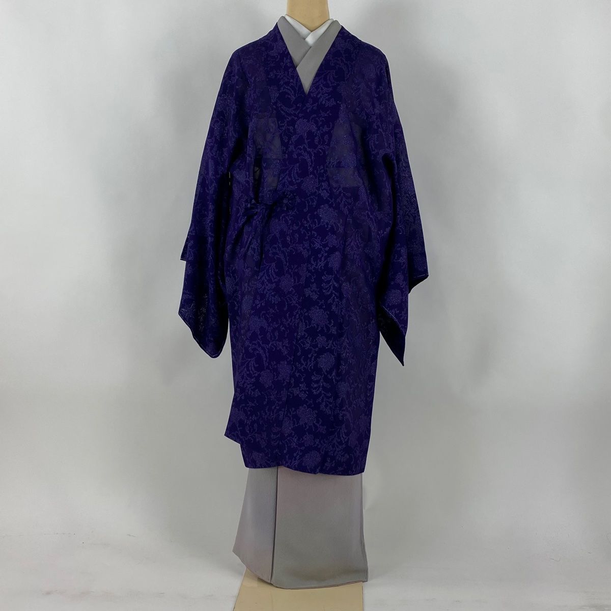 道中着 身丈106 cm 裄丈71 5 L 和装コート 草花 箔 紫 正絹