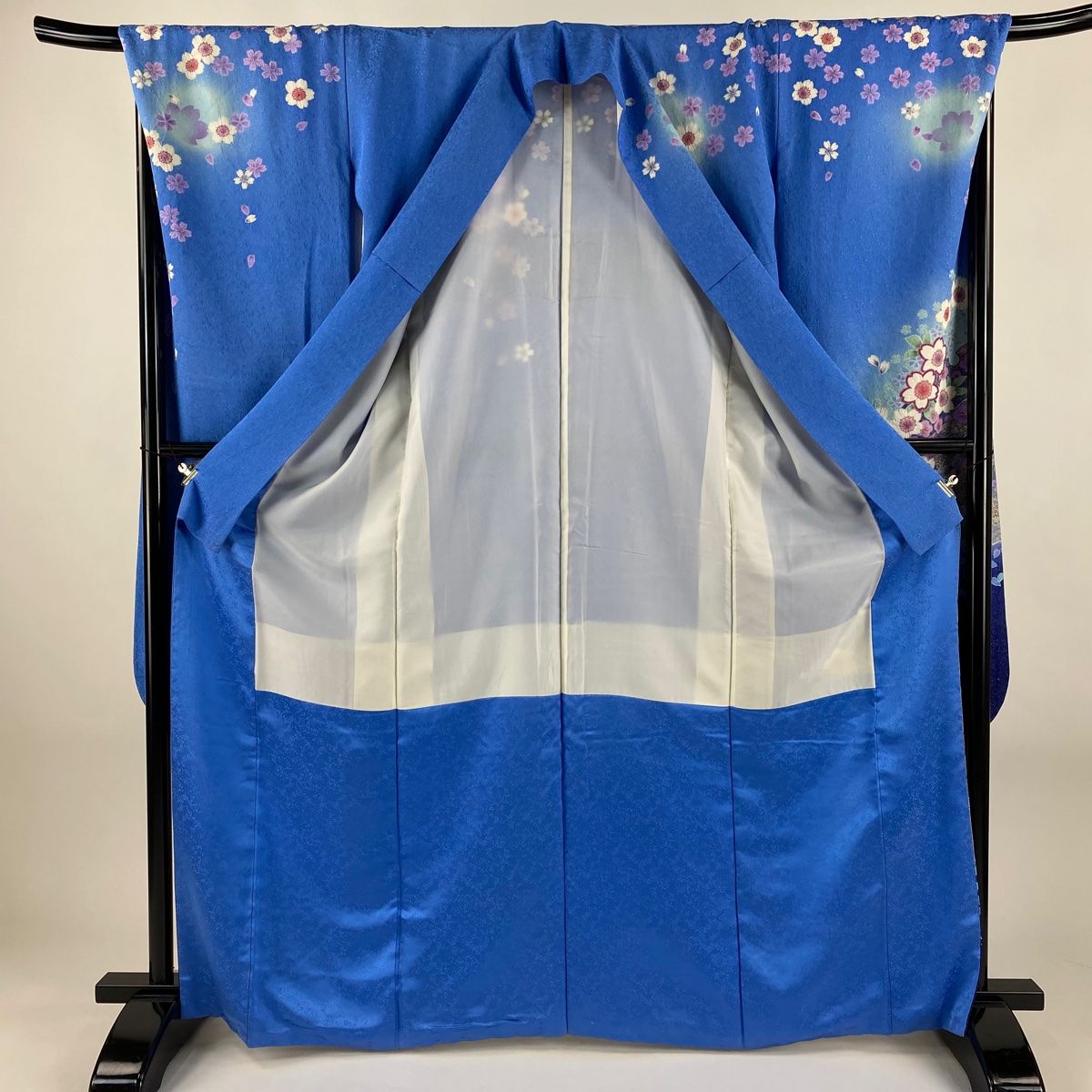  振袖 身丈167 cm 裄丈69 5 L 袷 桜 波 銀通し 金糸 青 正絹 振袖 着物