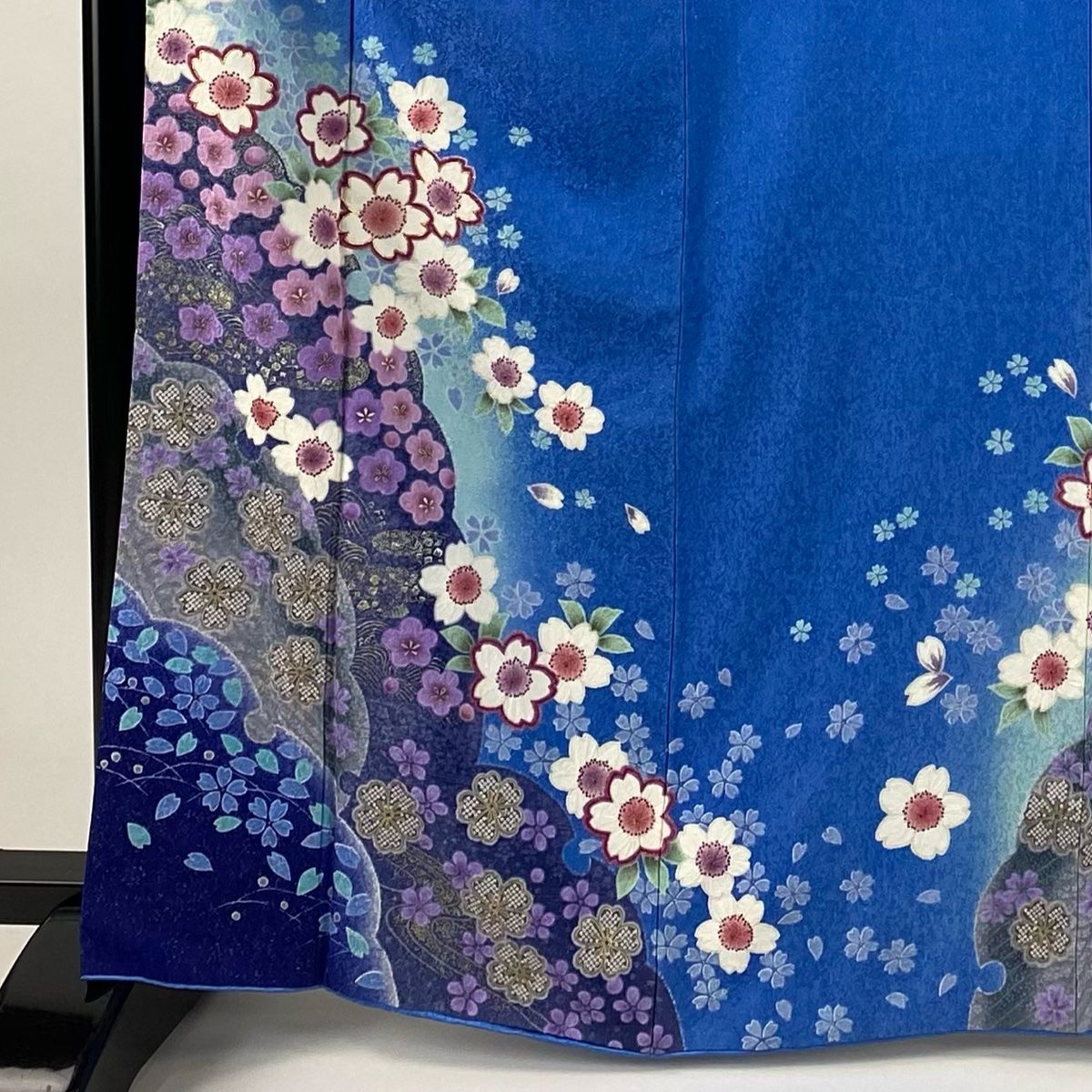 振袖 身丈167 cm 裄丈69.5 L 袷 桜 波 銀通し 金糸 青 正絹