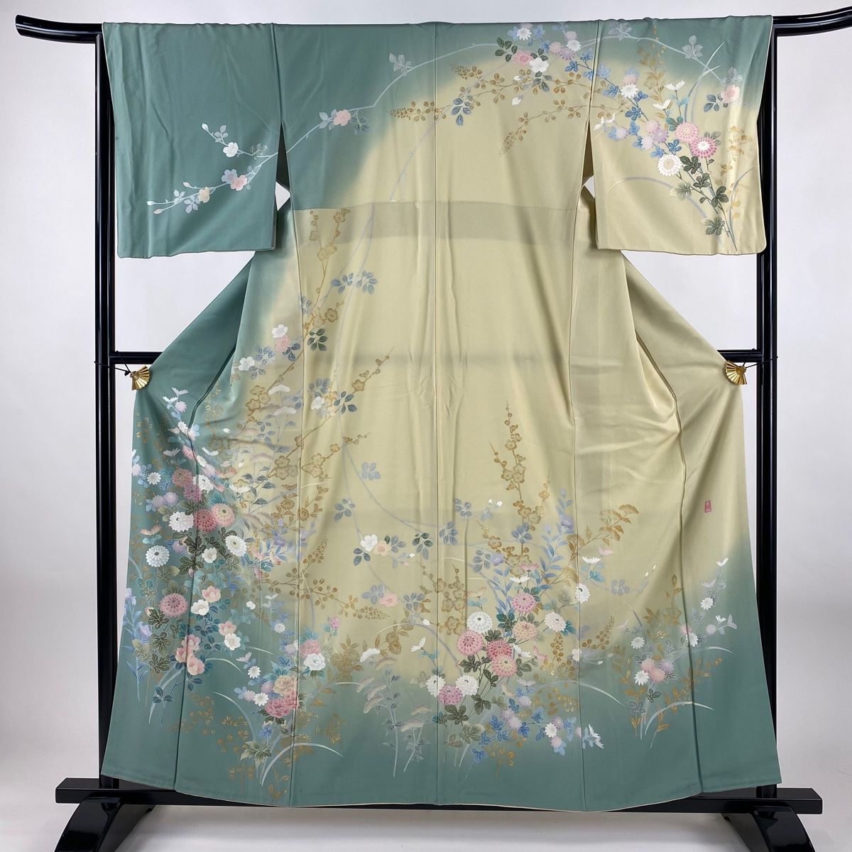 訪問着 身丈159cm 裄丈65cm M 袷 落款 菊 草花 金彩 染め分け 薄緑 正絹 名品 【】