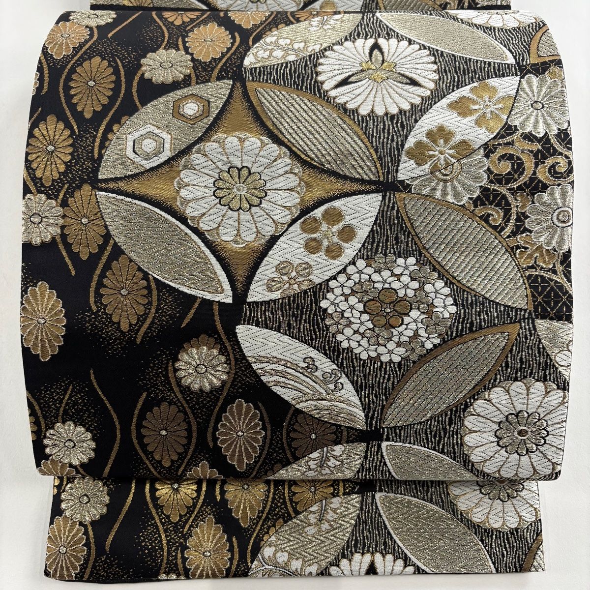 美品】 袋名古屋帯 秀品 七宝 菊 銀糸 箔 黒 正絹 【中古】 - メルカリ