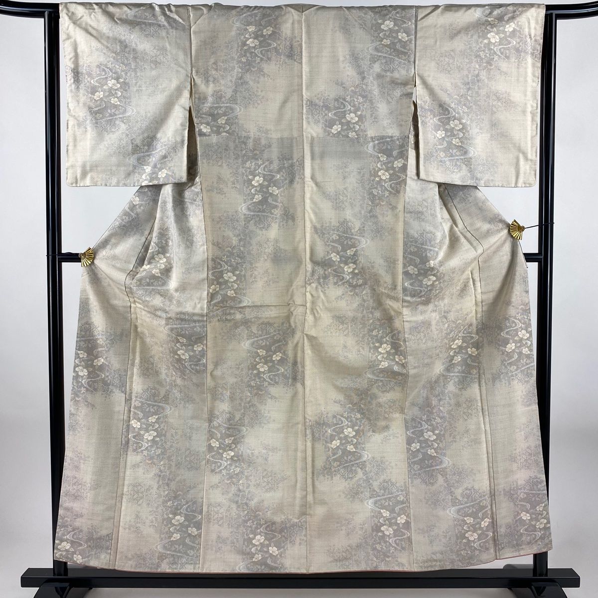 大島紬 身丈157 cm 裄丈63.5 S 袷 証紙 草花 流水 クリーム 正絹