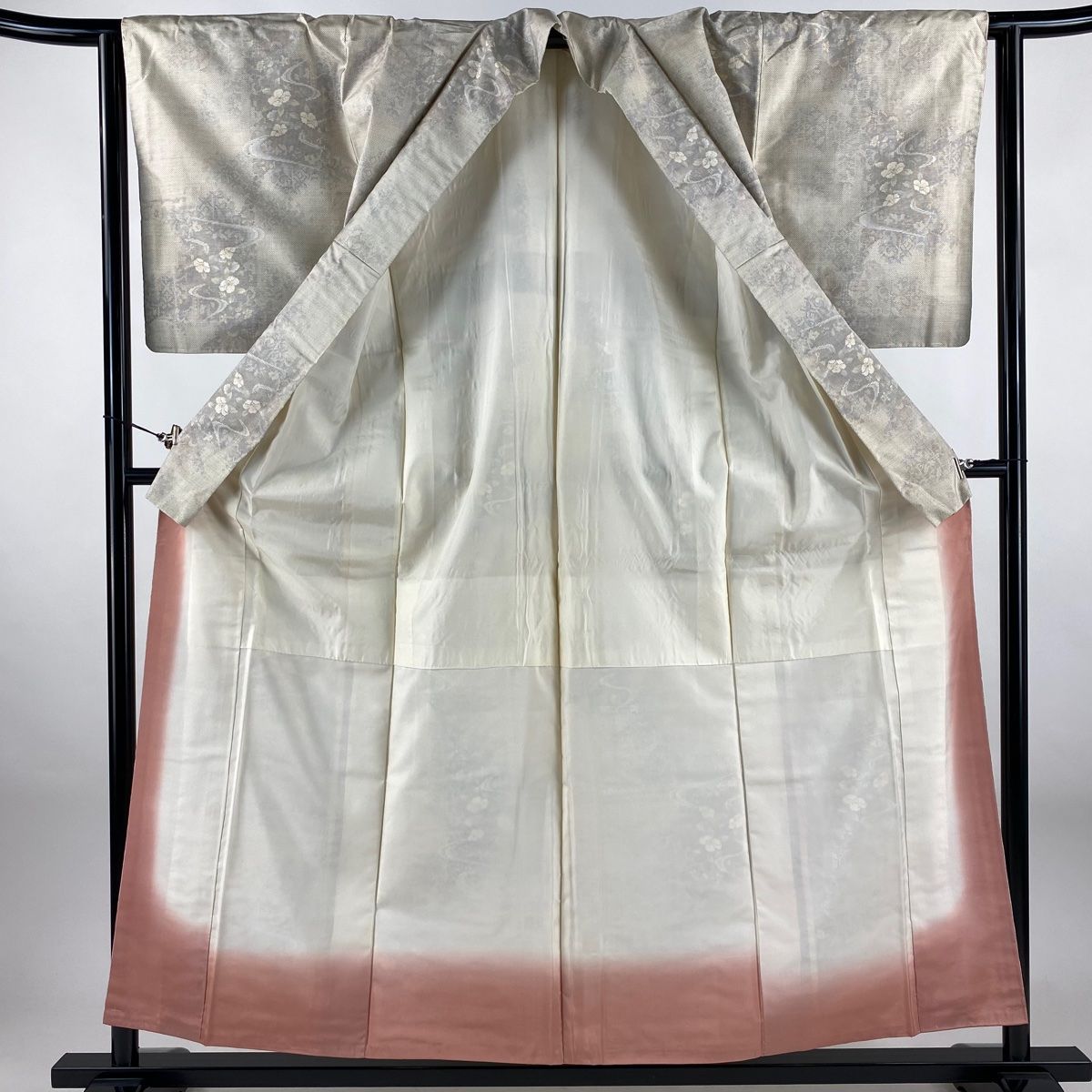  大島紬 身丈157 cm 裄丈63 5 S 袷 証紙 草花 流水 クリーム 正絹 紬 着物