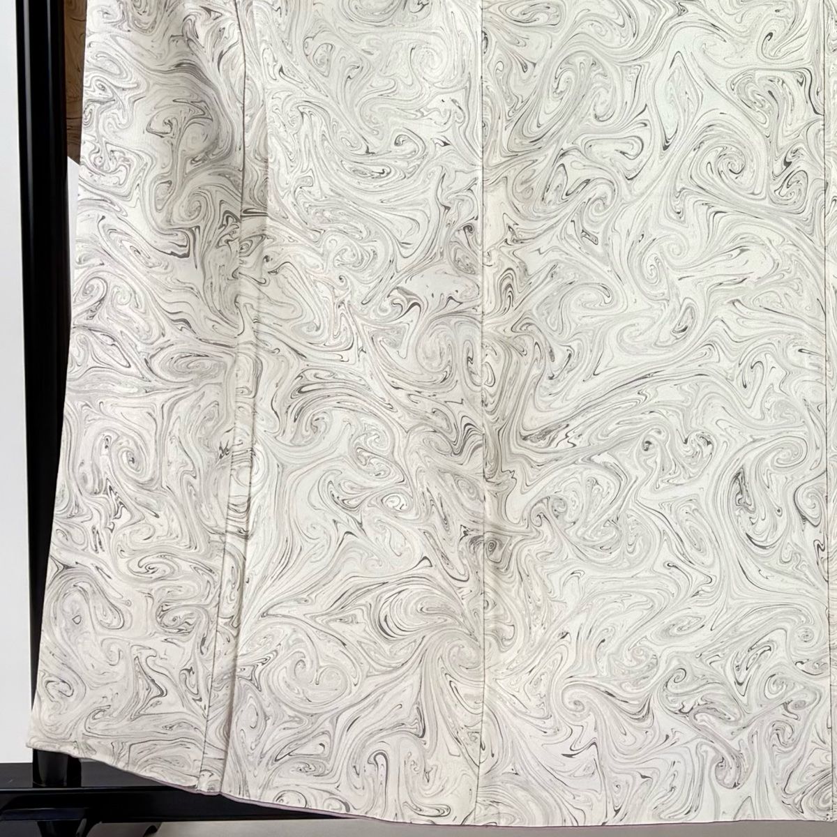 振袖 身丈158 5 cm 裄丈67 M 袷 落款 墨流し ベージュ 正絹 秀品