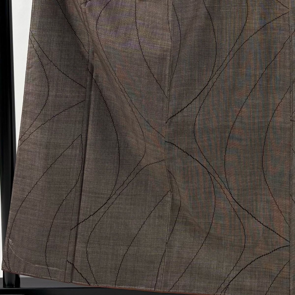 大島紬 身丈159.5 cm 裄丈63.5 S 袷 純泥染 証紙 幾何学模様 焦茶色 正絹 秀品