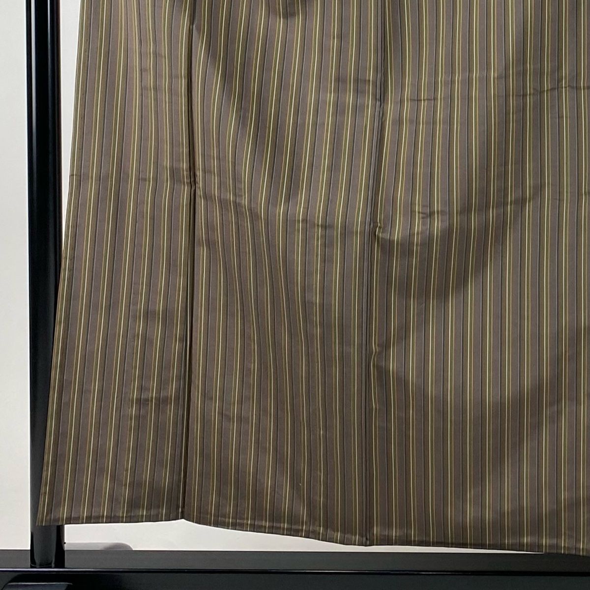 紬 身丈158 cm 裄丈64.5 M 単衣 縞 茶色 正絹 秀品