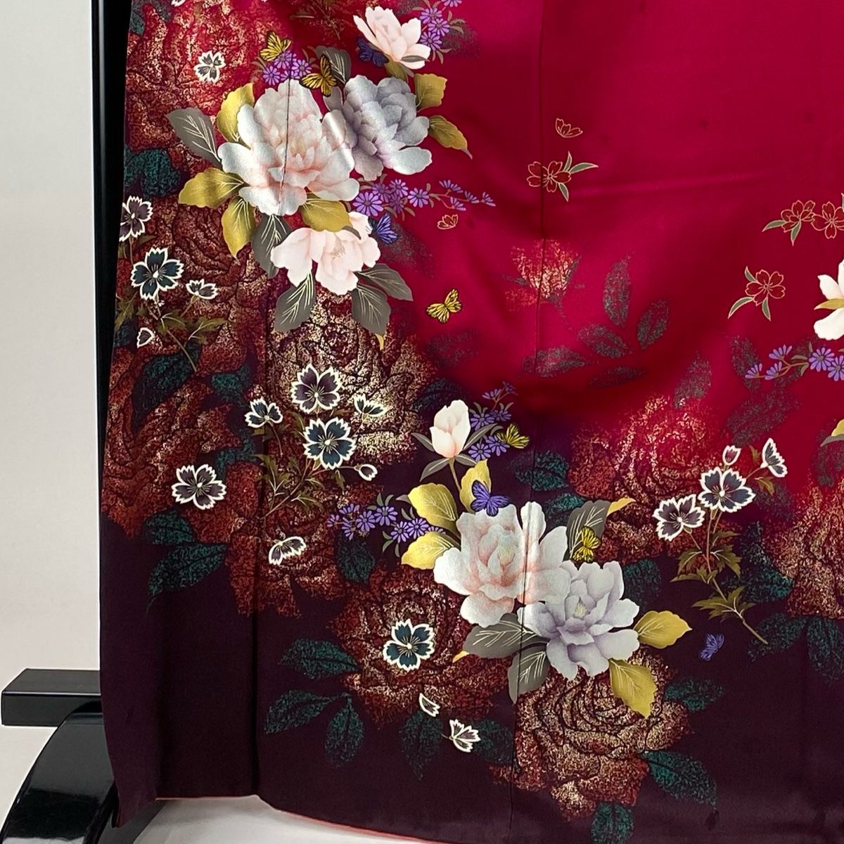 振袖 身丈167 cm 裄丈68 L 袷 草花 蝶 金彩 濃ピンク 正絹 秀品