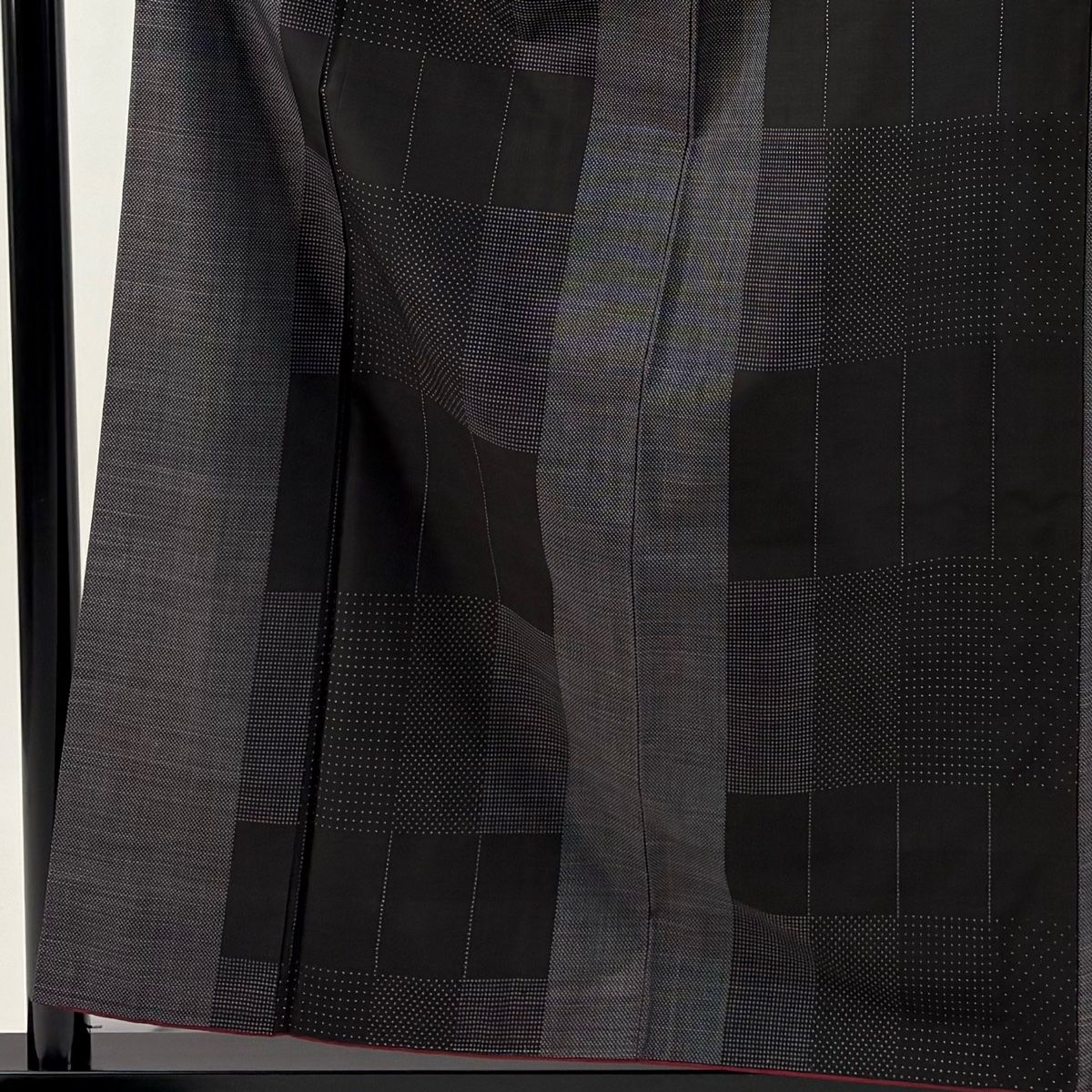 大島紬 身丈157.5 cm 裄丈62.5 S 袷 純泥染 証紙 縞 絣 黒 正絹 秀品