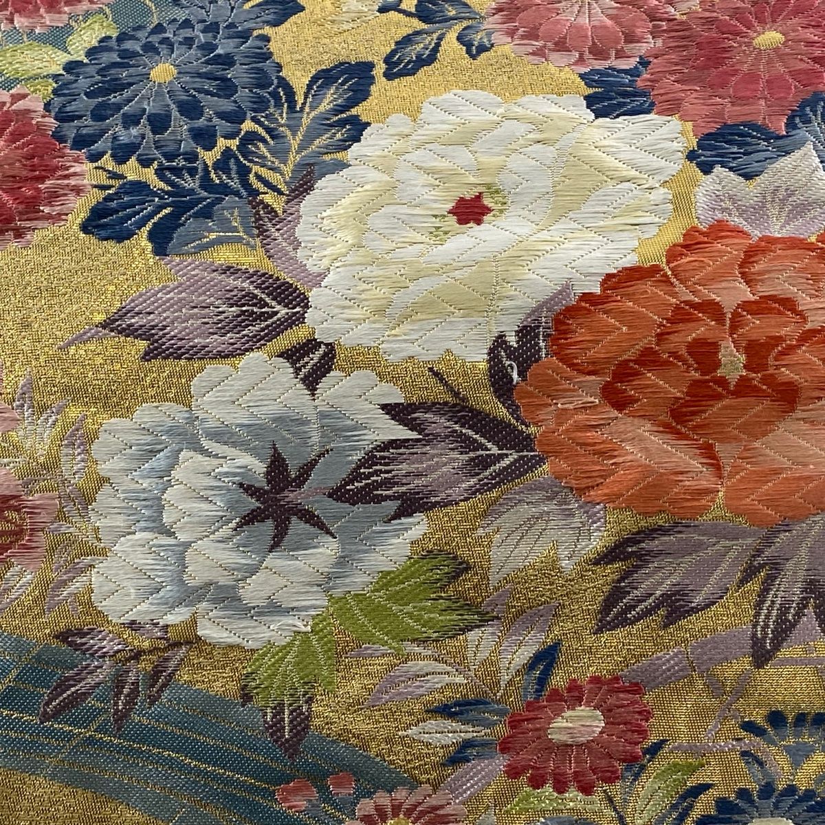 袋帯 となみ織物 落款 草花 流水 金糸 箔 ベージュ 六通 正絹