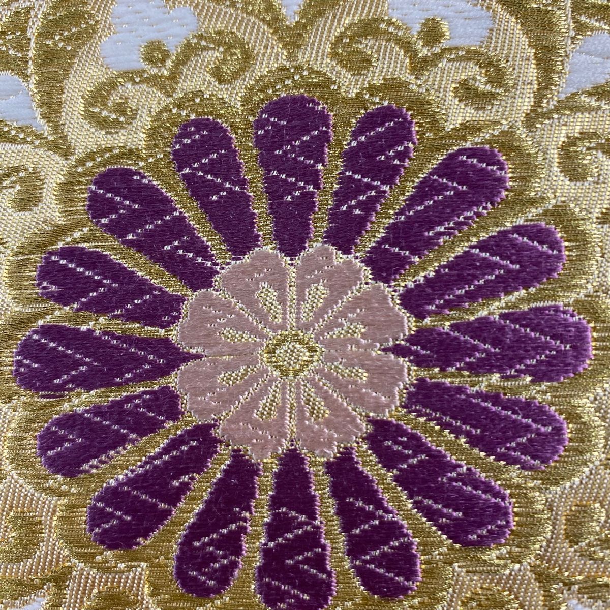 袋帯 帝国貝紫 正倉院華文重ね 刺繍 金糸 ベージュ 六通 正絹