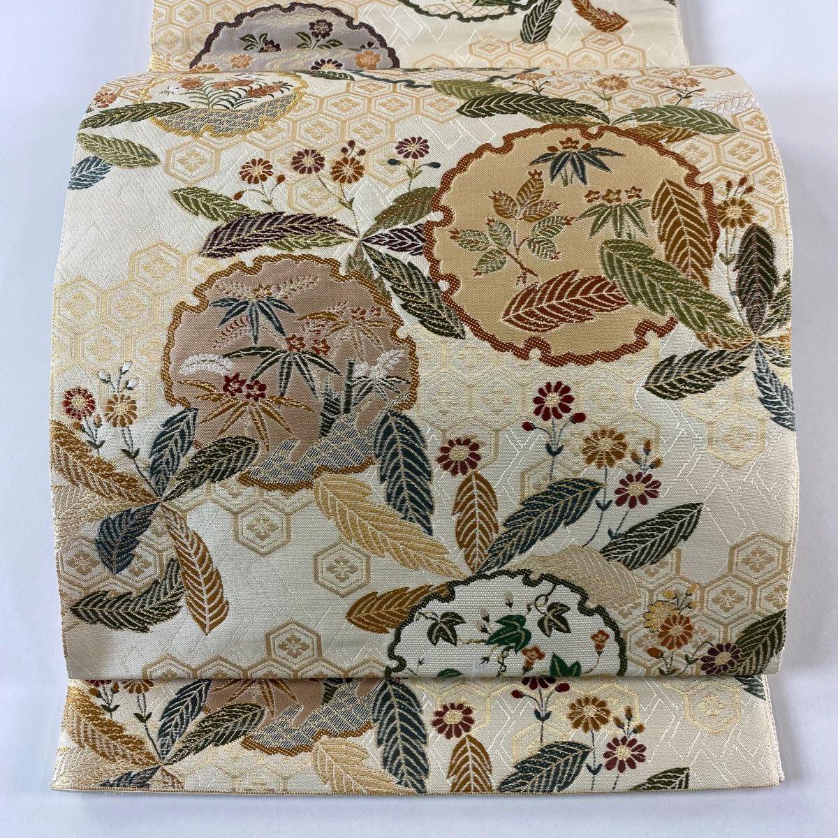 袋帯 落款 徳川美術館監修 雪輪 蒲公英 箔 金糸 ベージュ 六通 正絹