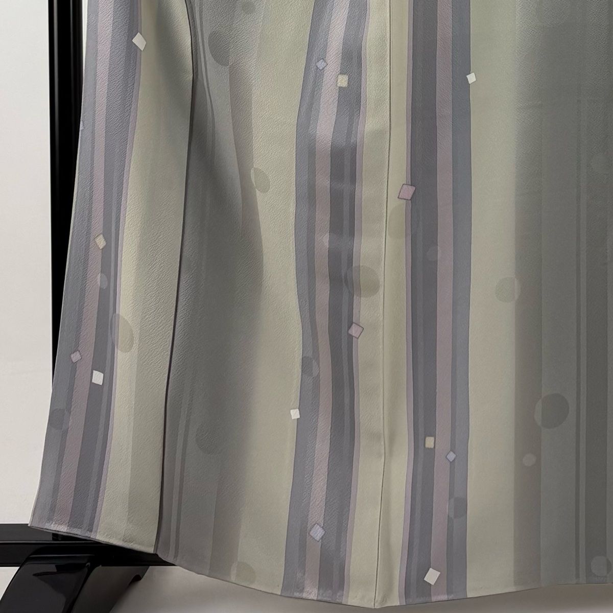 小紋 身丈159.5 cm 裄丈63 S 袷 縞 四角 灰緑 正絹 秀品