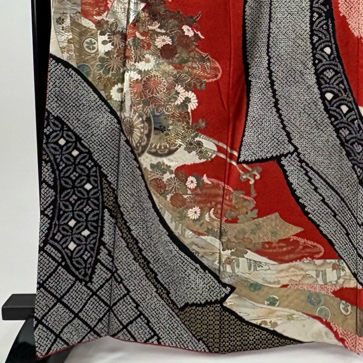 振袖 身丈165 cm 裄丈65 M 袷 花車 熨斗 金銀彩 絞り 赤 正絹 秀品