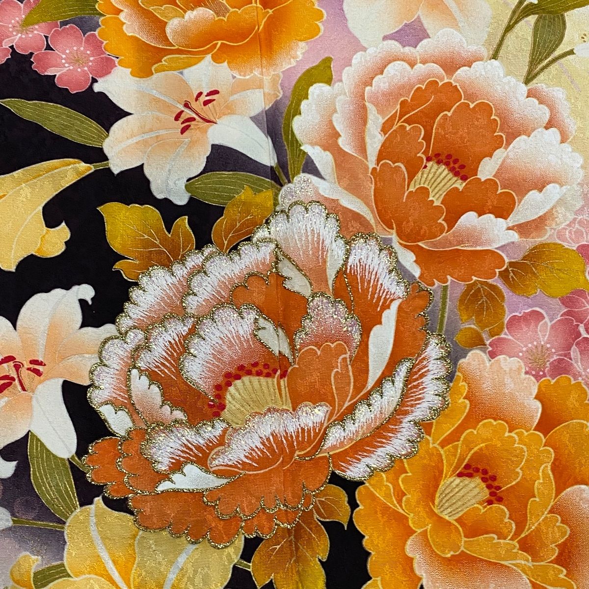  振袖 身丈167 cm 裄丈66 5 M 袷 牡丹 百合 箔 刺繍 クリーム 正絹 秀品 振袖 着物