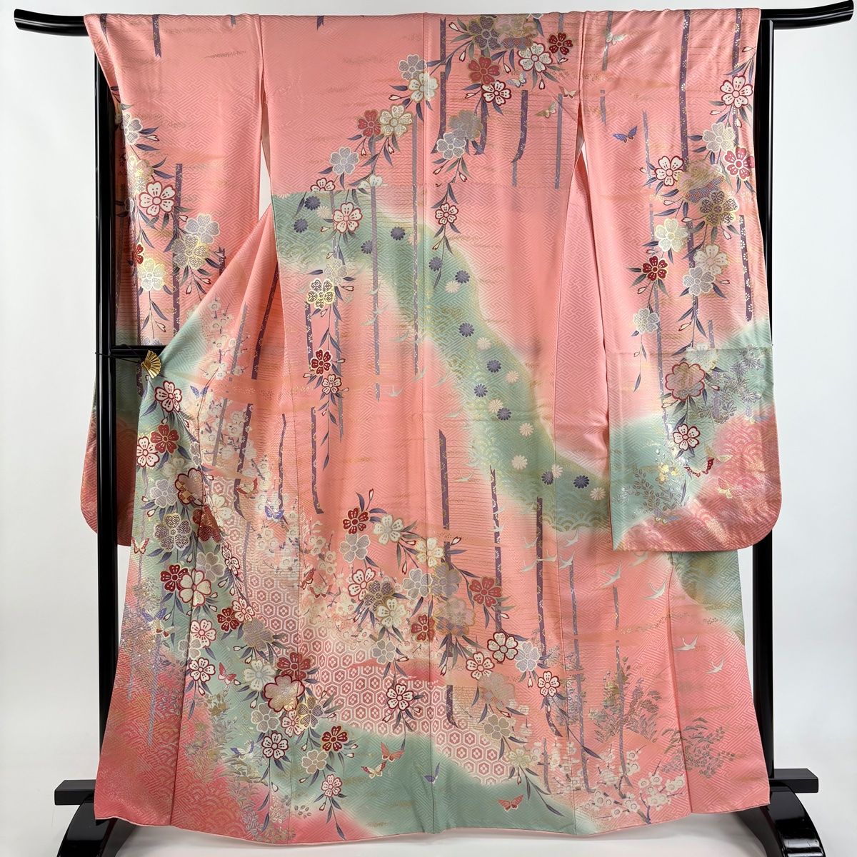 振袖 身丈163.5 cm 裄丈65 M 袷 枝垂れ桜 蝶 金銀彩 ぼかし ピンク 正絹 秀品