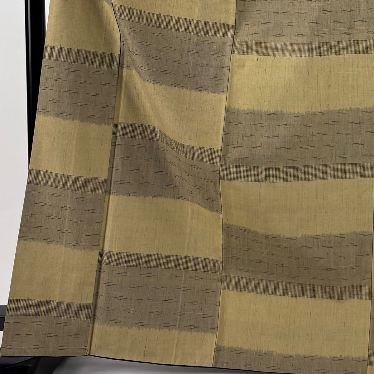 紬 身丈168.5 cm 裄丈67.5 L 袷 段縞 格子 茶緑色 正絹 秀品