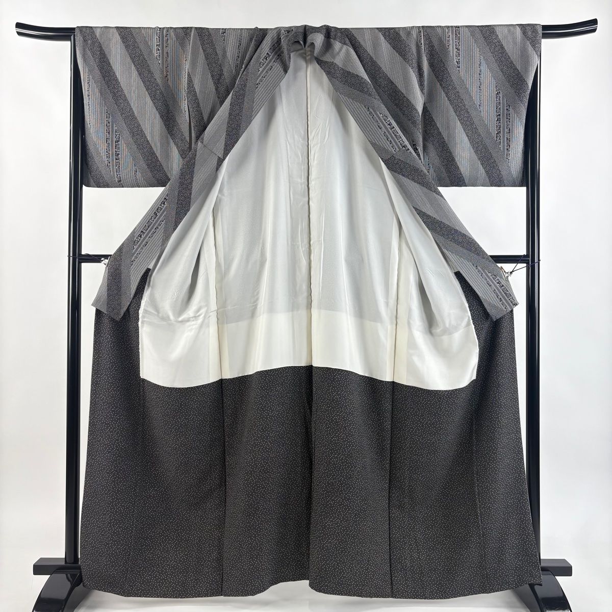  江戸小紋 身丈162 5 cm 裄丈66 M 袷 草花 縞 黒灰 正絹 秀品 小紋 着物