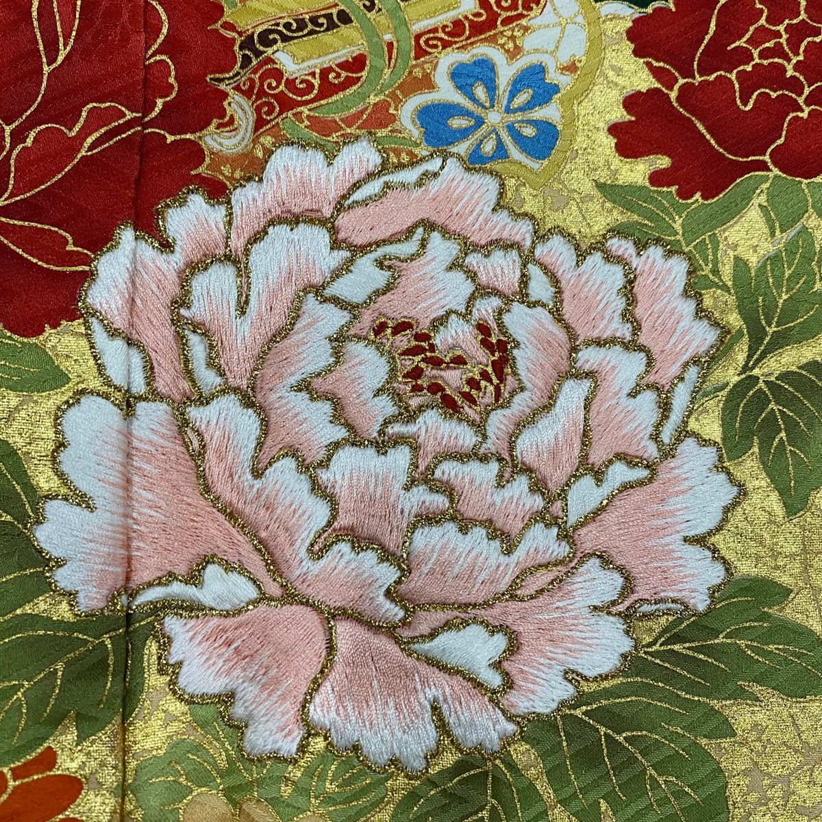  振袖 身丈156.5 cm 裄丈64.5 M 袷 草花 松竹梅 刺繍 金彩 緑 正絹 秀品 振袖 着物