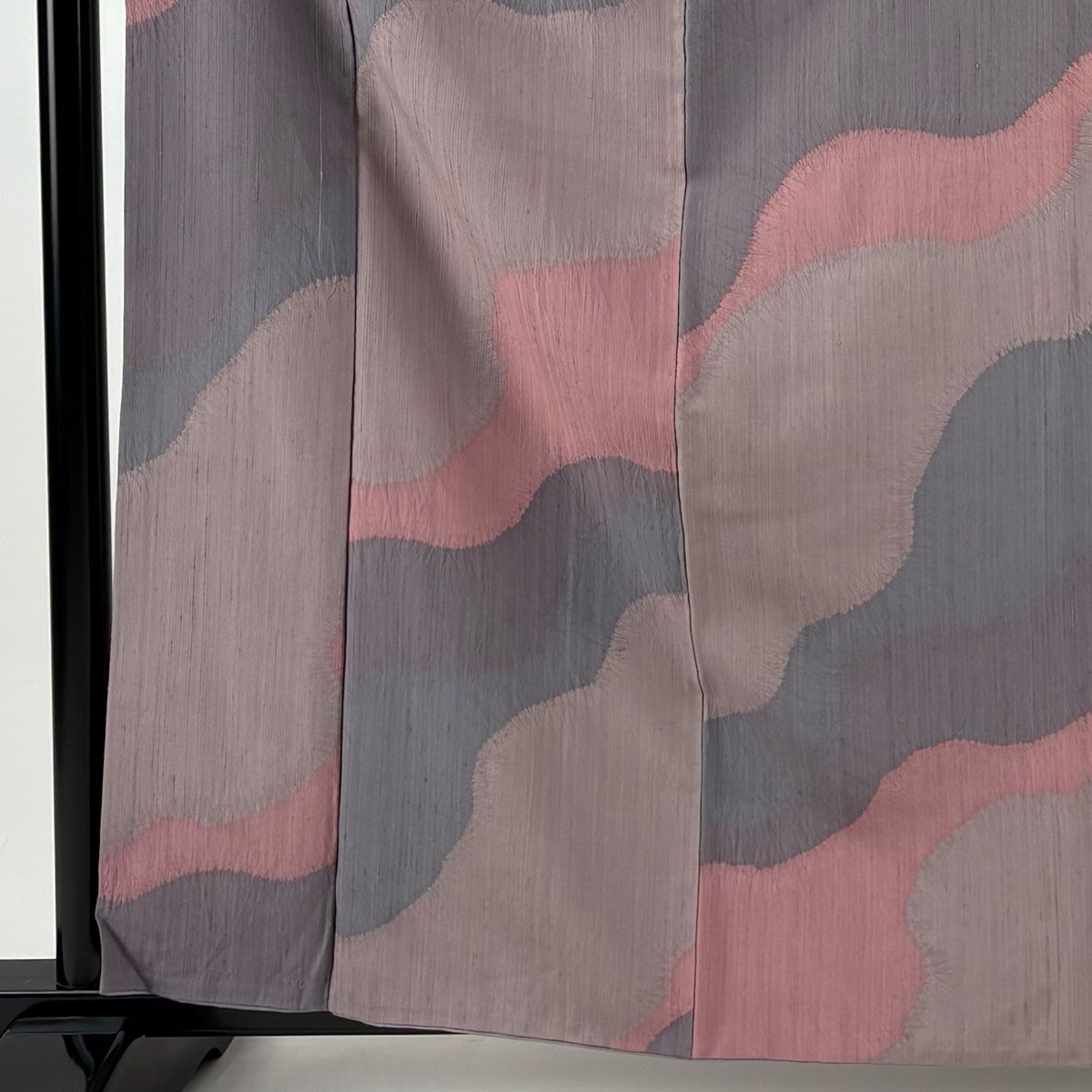 小紋 身丈162.5 cm 裄丈62 S 袷 幾何学模様 絞り 灰紫 正絹 秀品