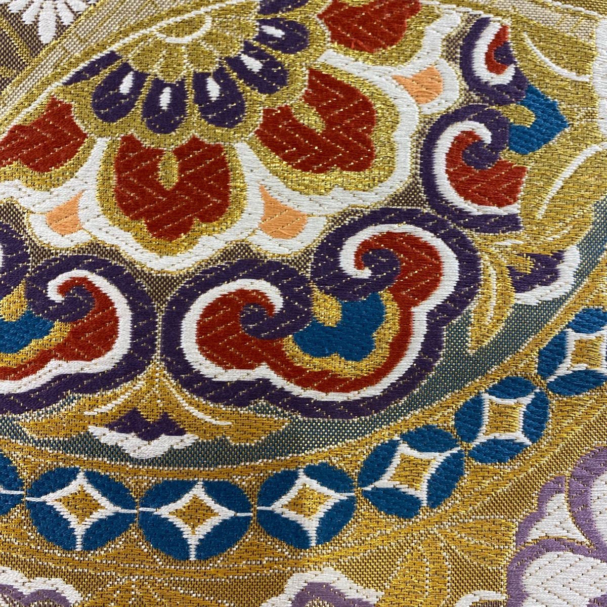 袋帯 秀品 振袖向き 手鞠 桜 金糸 唐織 金色 六通 正絹