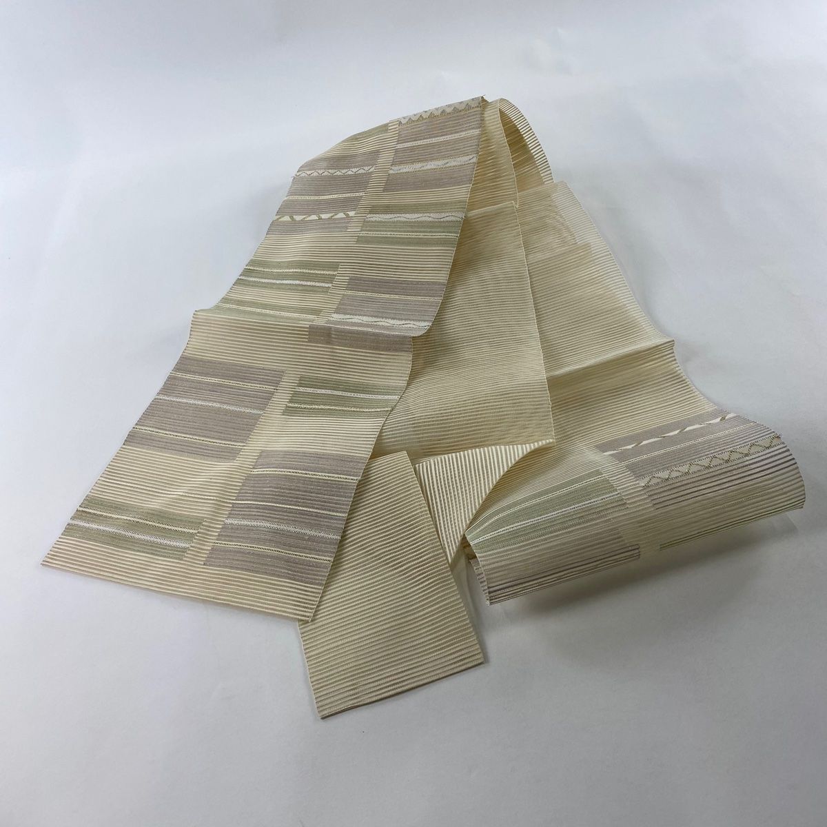  名古屋帯 秀品 夏帯 八寸名古屋帯 松葉仕立て 縞模様 四角 金糸 銀糸 クリーム 正絹 名古屋帯 帯