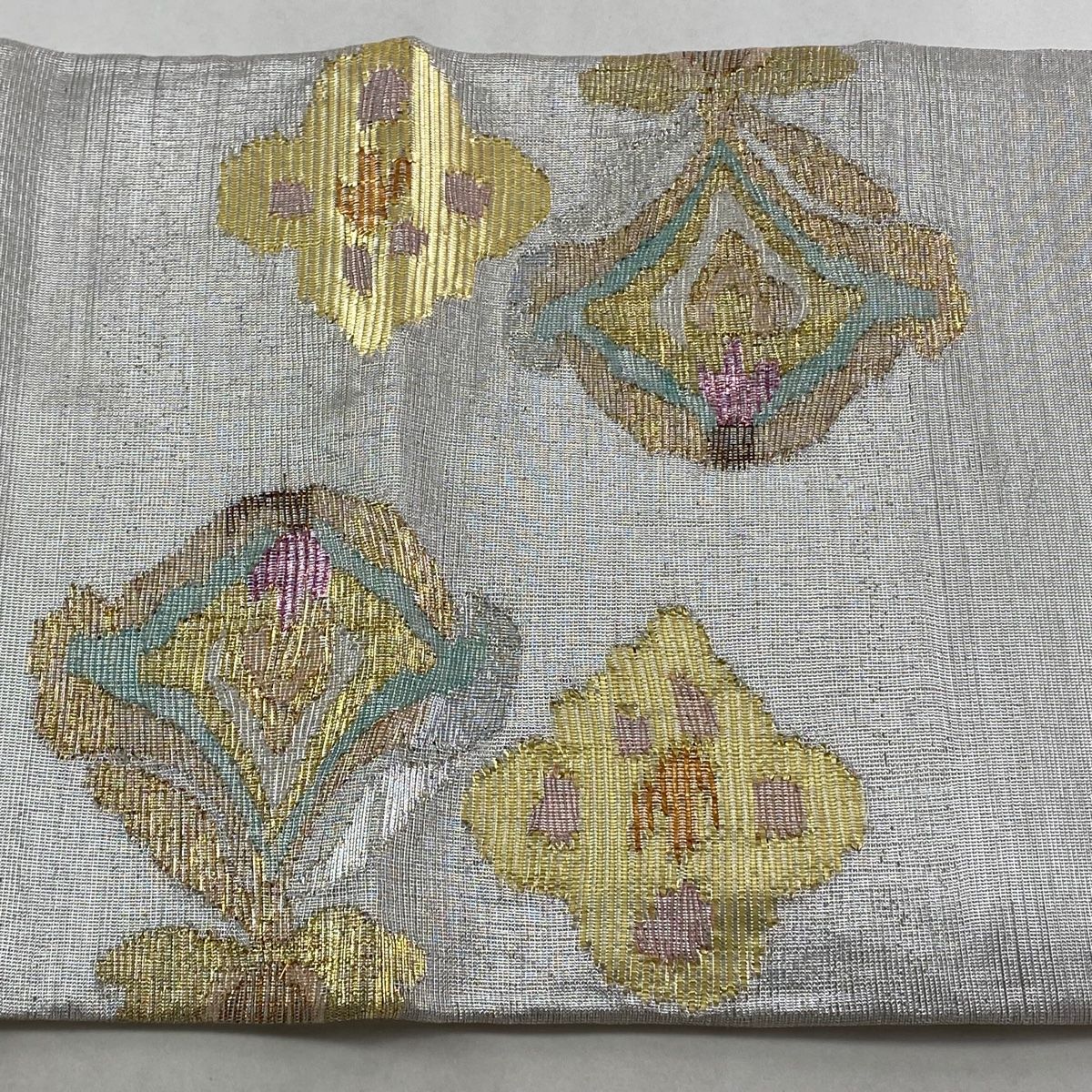  袋帯 秀品 落款 草花 箔 銀色 お太鼓柄 正絹 袋帯 帯
